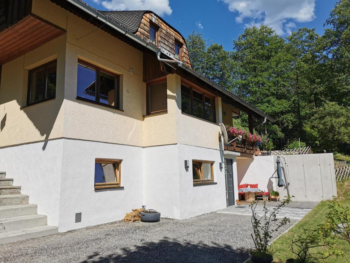 Apartment Stoablick - Barrierefrei Mit Bergblick Bad Goisern